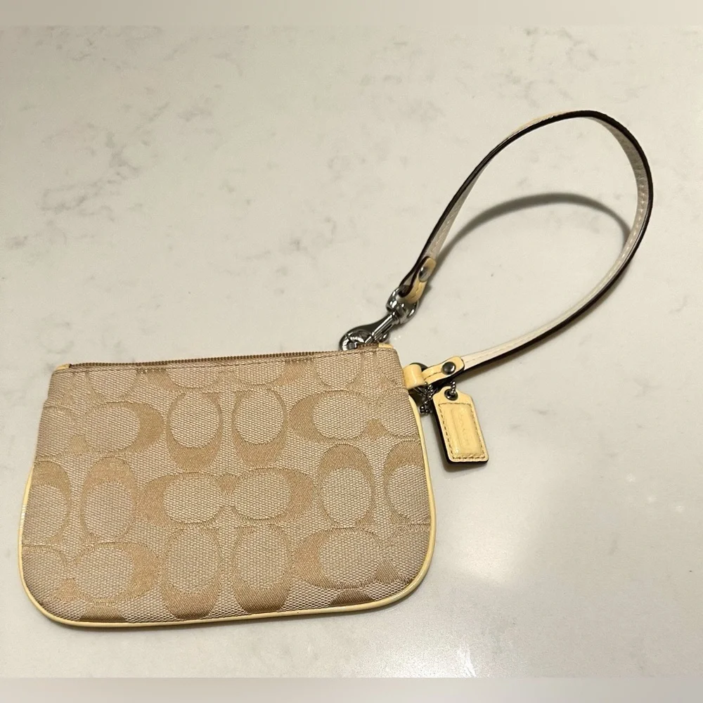 Coach Beige/Yellow Signature Canvas and Leather Wristlet Pochette - Picture 4 of 10